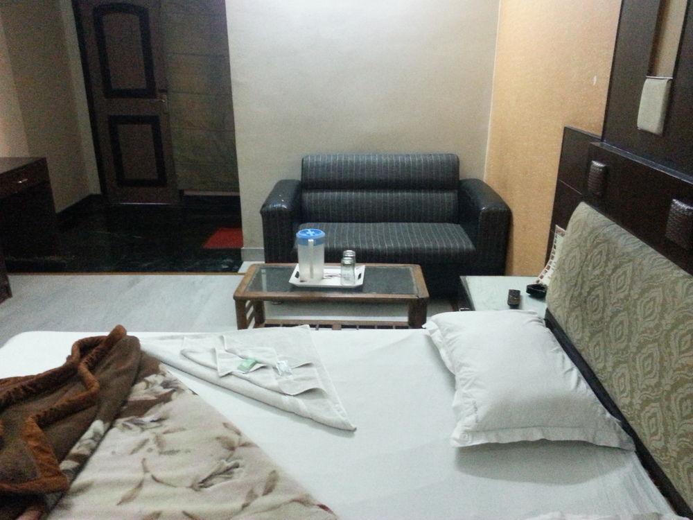 Hindustan- By Backpackers Heaven Hostel New Delhi Exterior photo